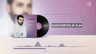 Adem Ramadani  Bashkëshortësia në islam Official Video [upl. by Alrrats]