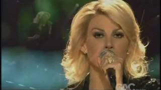 Faith Hill  There Youll Be amp Paris LIVE [upl. by Niajneb]