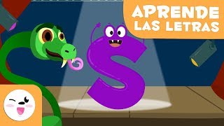 Aprende la letra quotSquot con Sara la Serpiente  El abecedario [upl. by Valdes]