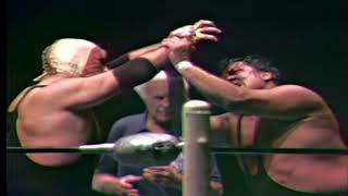 The Spoiler vs quotChiefquot Wahoo McDaniel US American Title Match [upl. by Apgar702]